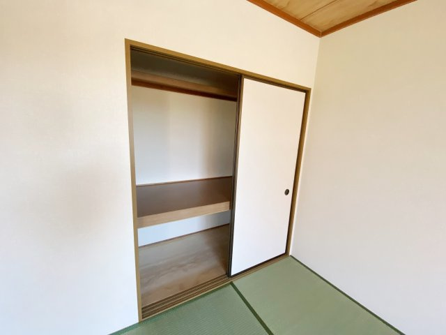 戸田市笹目６丁目のアパートの収納