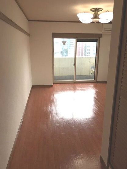 【居間・リビング】花京院ビル