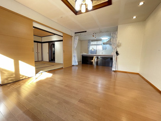 【居間・リビング】 | 清滝中町中古一戸建 | 動産撤去後