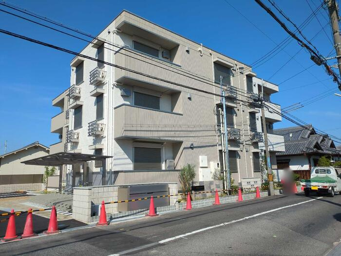 和泉市小田町１丁目のハイツ