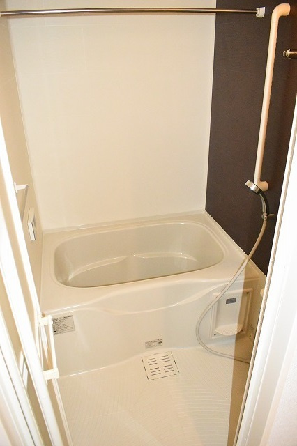 ウィステリア両国の浴室