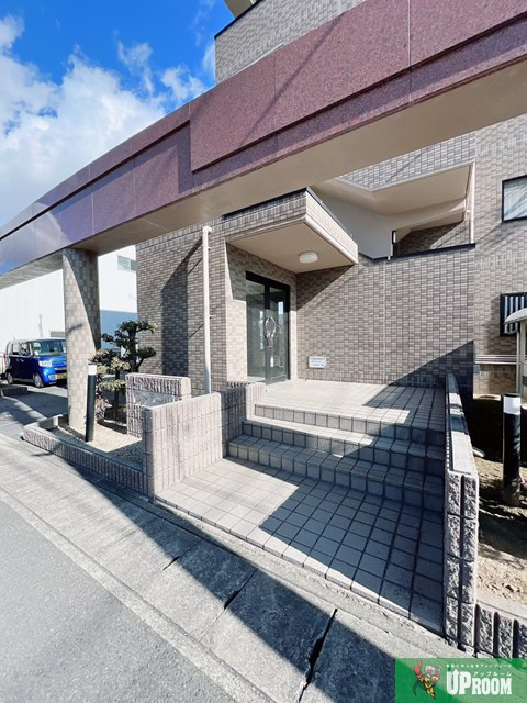 ファミールのエントランス