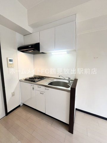 大阪市鶴見区鶴見５丁目の賃貸マンションのキッチン