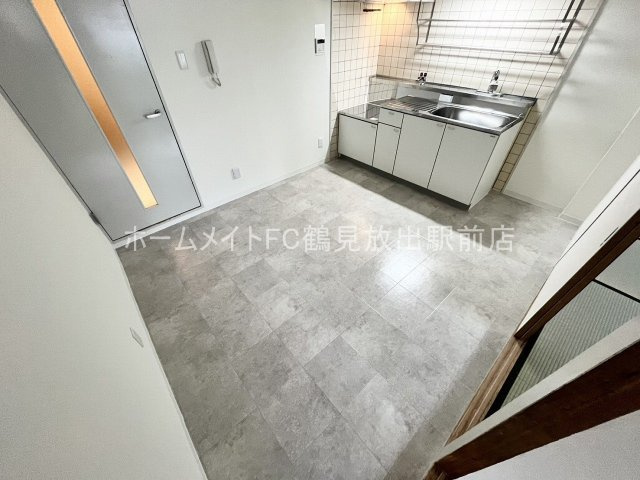 東大阪市稲田上町１丁目の賃貸マンションの居間・リビング