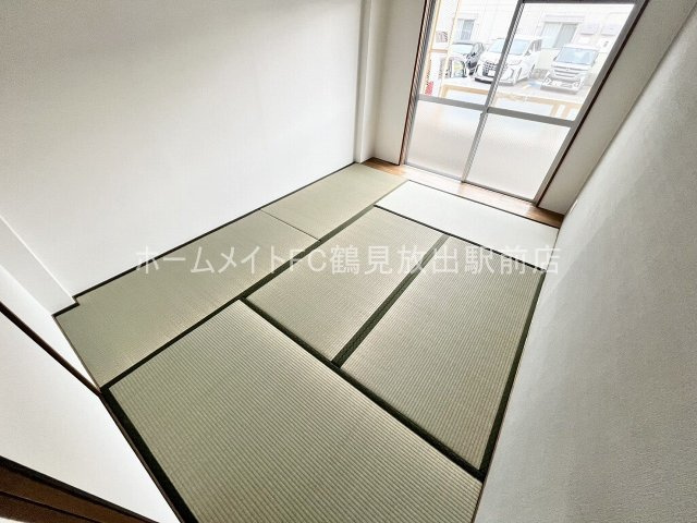 東大阪市稲田上町１丁目の賃貸マンションの和室