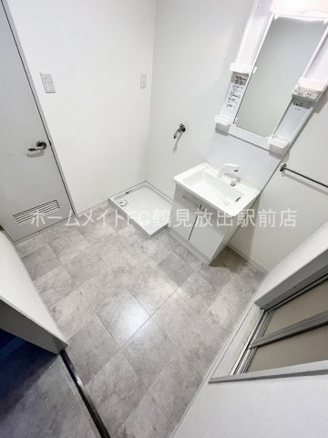 東大阪市稲田上町１丁目の賃貸マンションの洗面所