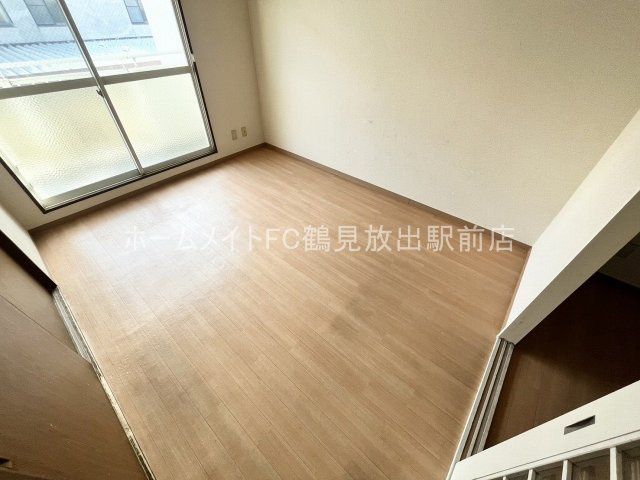 大阪市鶴見区今津中４丁目の賃貸マンションの洋室