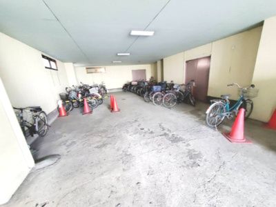 【その他共用部分】 | 日比谷レジデンス | 駐車場
