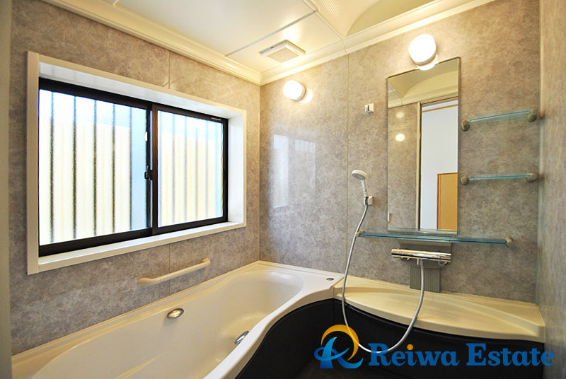 中古戸建　茅ヶ崎市高田4丁目の浴室