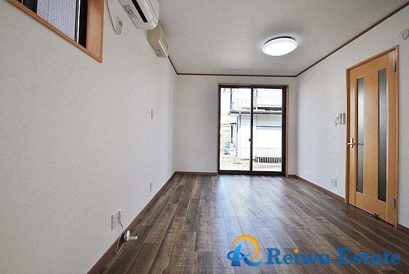 中古戸建　茅ヶ崎市高田4丁目の居間・リビング