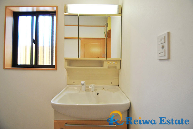 中古戸建　茅ヶ崎市高田4丁目の独立洗面台