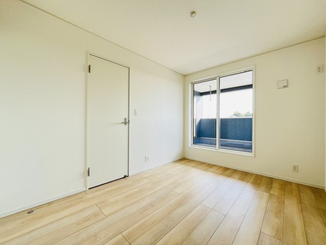 東海市富木島町西長口78『仲介手数料無料』新築戸建ての洋室