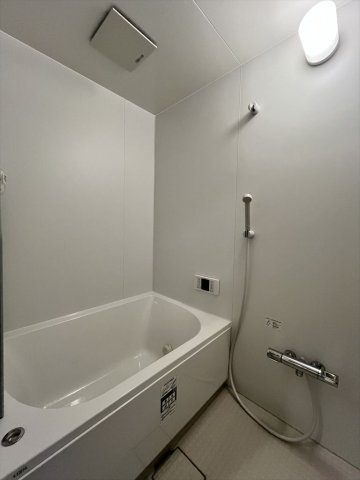 レヂオンス大里4階角３LDKの浴室