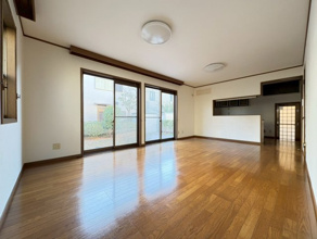 【居間・リビング】 | おゆみ野中央3丁目戸建