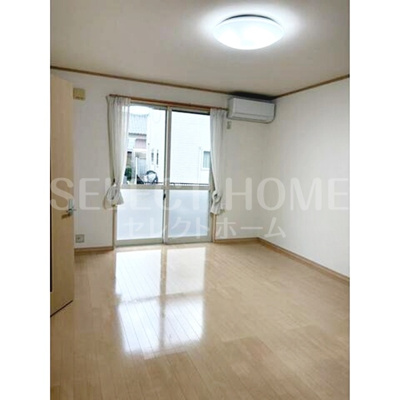 【居間・リビング】 | コーラルイナバ | ゆったり過ごせる居間です