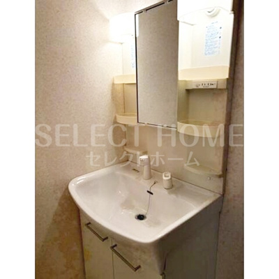 【独立洗面台】 | コーラルイナバ | 朝の身支度には欠かせない独立洗面化粧台