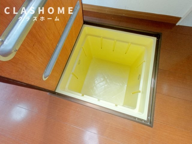 ネオフォレストFの収納|同物件の別部屋になります。