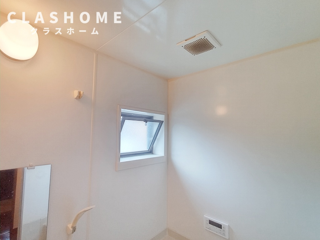 ネオフォレストFの浴室|同物件の別部屋になります。