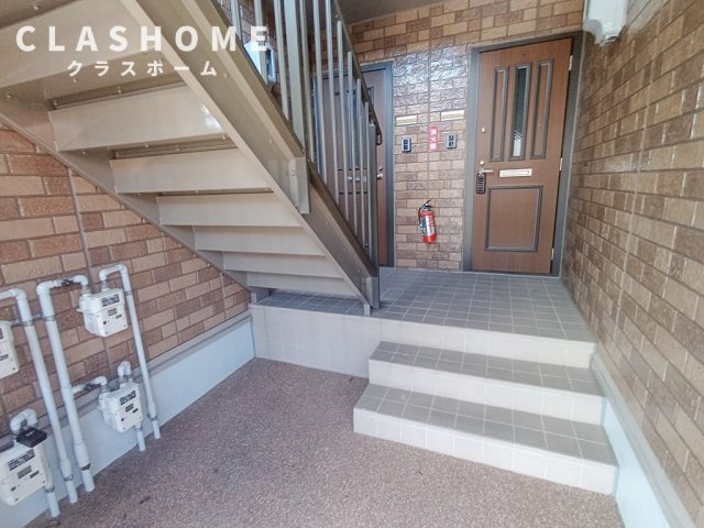 ネオフォレストFのロビー