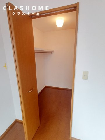 ネオフォレストFの収納|同物件の別部屋になります。