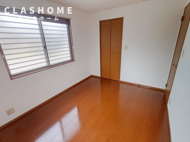 ネオフォレストFの寝室|同物件の別部屋になります。