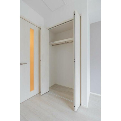 【収納】 | エルタスコート桜台 | クローゼット完備。