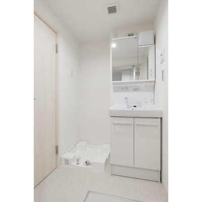 【設備】 | エルタスコート桜台 | 室内洗濯機置き場。