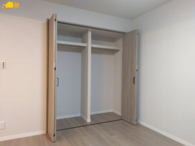 【収納】 | ファミリエール古河 | たっぷり収納力のあるクローゼットです！
余計な家具を置かずに済みます！