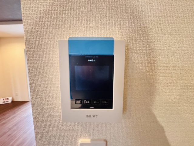 松戸市千駄堀新築戸建【寒風台小学校：10分】のセキュリティ|来客時も安心のTVモニター付きインターフォン