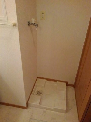 【設備】 | エル・コンク | 室内洗濯機置場。
