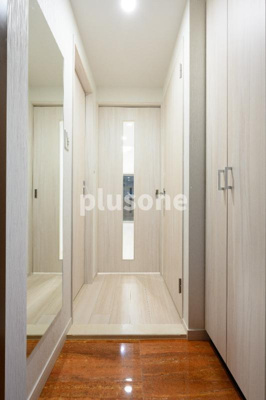 【玄関】 | プレジオ難波WEST