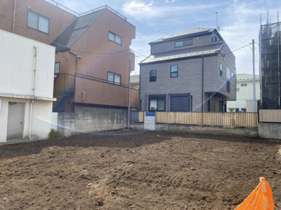 【前面道路含む現地写真】 | 西荻窪第三期2区画 | 間口があり、建築がしやすい土地