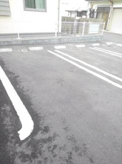 【駐車場】 | ドゥース　レシ　Ｂ