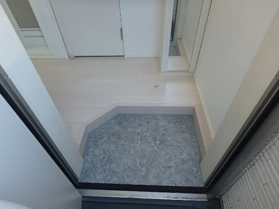 【玄関】 | サークルフォレスト