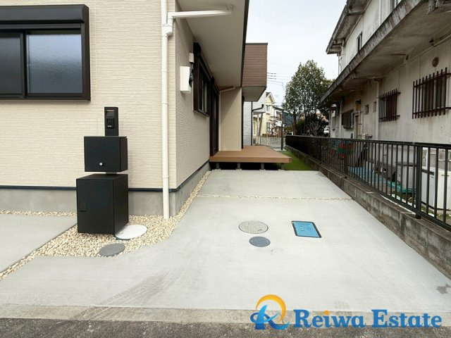新築戸建　茅ヶ崎市美住町の駐車場