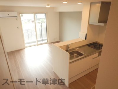 【居間・リビング】 | EuphoriaⅡ | ゆったりとしたリビングです