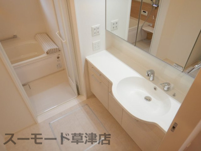 【洗面所】 | EuphoriaⅡ | 使いやすい洗面所です