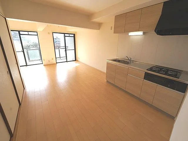 フォーラムノリタケの居間・リビング