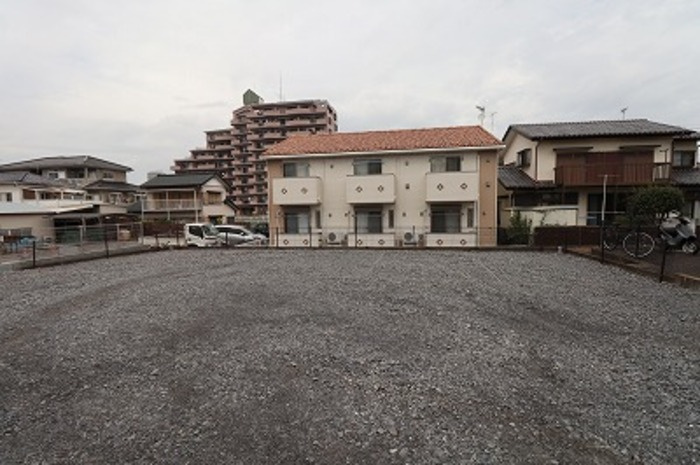 ファンタジーハウスの駐車場|駐車場