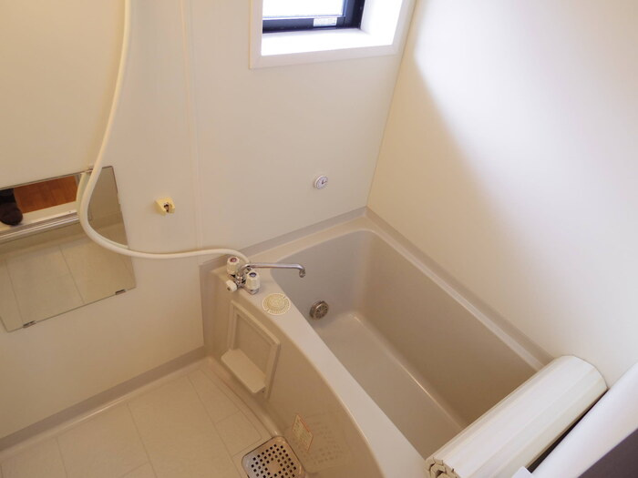 ファンタジーハウスの浴室|浴室