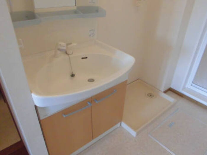 シャルール Ⅰ・Ⅱ・Ⅲの独立洗面台|洗髪洗面化粧台