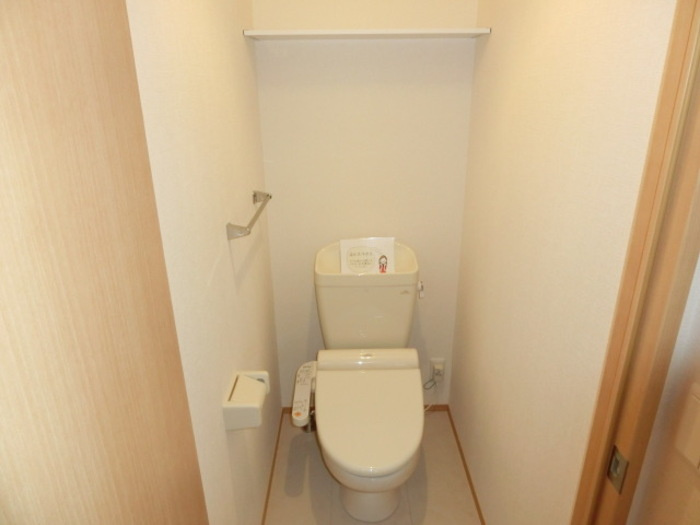 コスモ Aのトイレ|温水洗浄便座