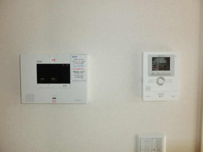 トレジャーズのセキュリティ|SECOMホームセキュリティ搭載・録画機能付きTVインターホン
