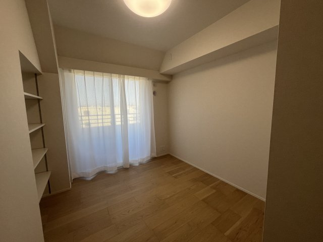 ヒルズ市が尾ブライトステージの洋室|洋室２