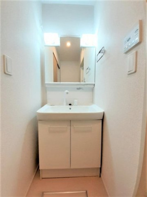 【洗面所】 | リシェスＢ