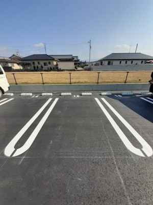 【駐車場】 | リシェスＢ