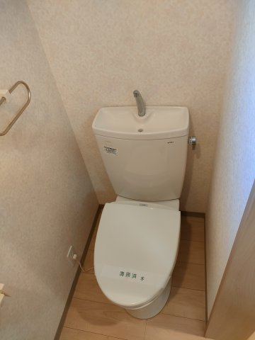 ラフィネY新河岸のトイレ