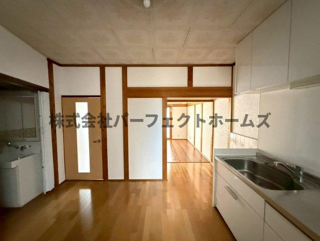 寿町戸建　賃貸のキッチン|使いやすいキッチンです