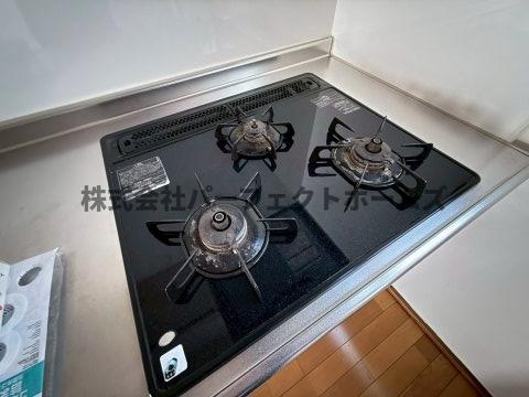 寿町戸建　賃貸のキッチン|キッチンでお料理をお楽しみください