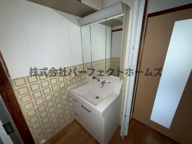 寿町戸建　賃貸の独立洗面台|独立洗面化粧台付き